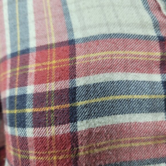 American Eagle Red Cozy Ahh-Mazingly Soft Plaid Flannel Shirt XS Boyfriend Fit - Picture 8 of 11